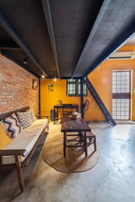 Stay&chill - S.2: Cozy Studio 3 Minute Walk To Bui Vien * TP. Hồ Chí Minh